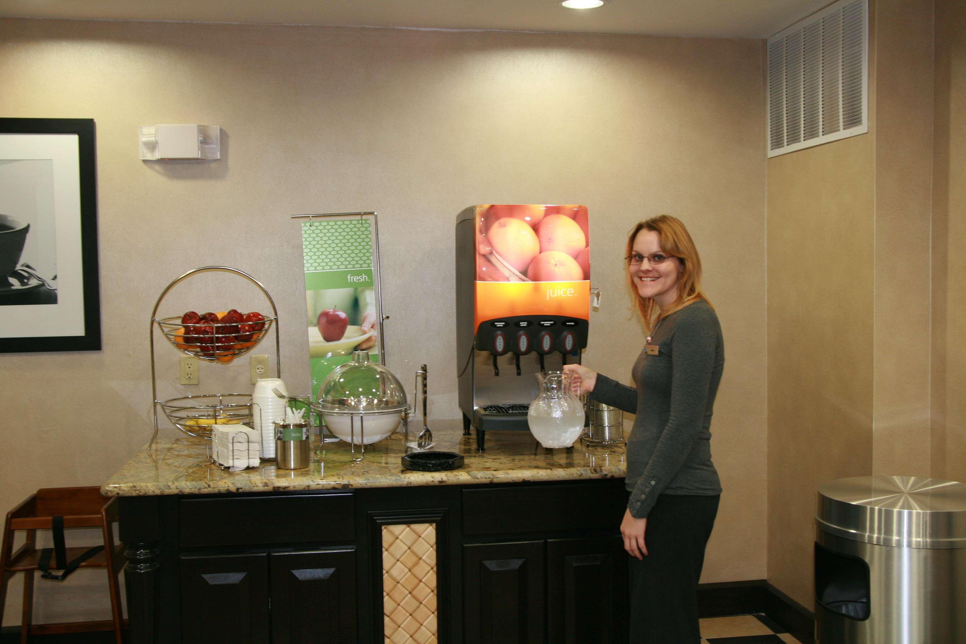 Hampton Inn & Suites Decatur Restaurang bild