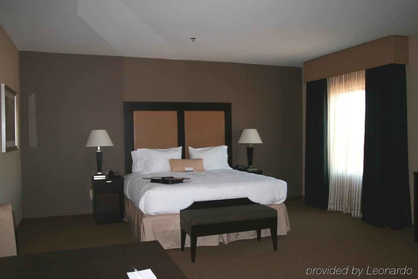 Hampton Inn & Suites Decatur Rum bild